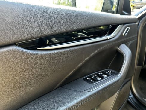 Used 2021 Maserati Levante image 31