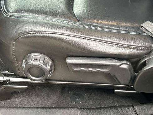 Used 2021 Jeep Wrangler Unlimited Rubicon 4xe w/ Dual Top Group image 24