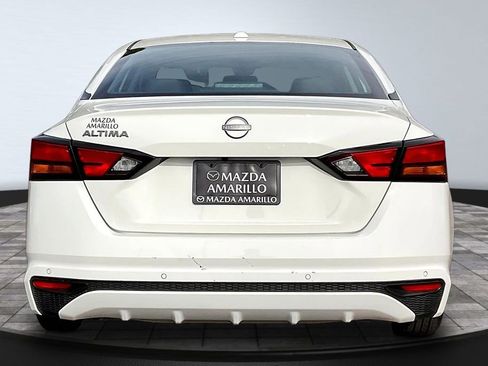 Used 2025 Nissan Altima 2.5 SV image 6