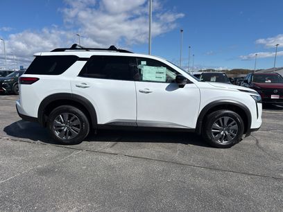 New 2026 Nissan Pathfinder SV