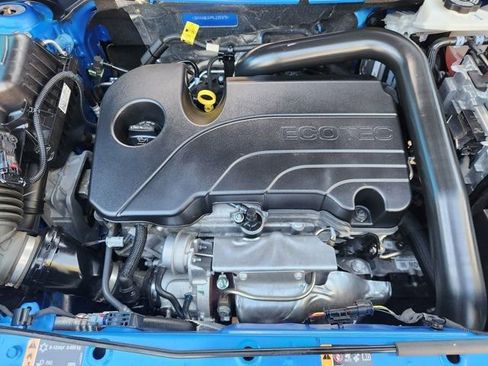 Used 2024 Chevrolet Equinox RS image 32