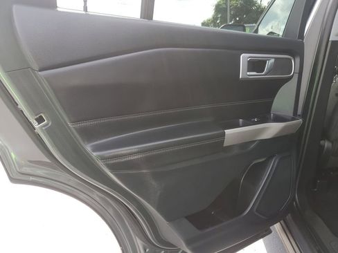 Used 2023 Ford Explorer XLT w/ Equipment Group 202A image 23