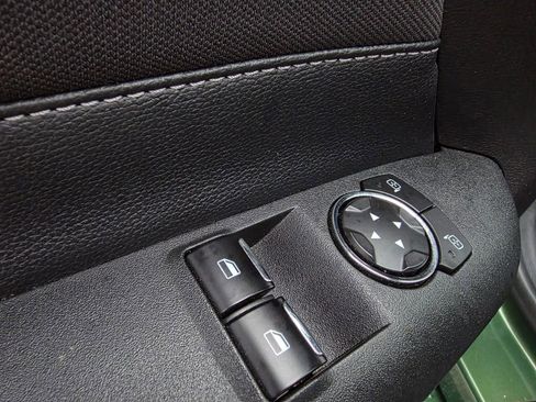 Used 2022 Ford Mustang GT image 12