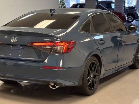 Used 2025 Honda Civic Sport image 6
