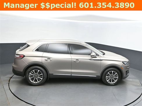 Used 2020 Lincoln Nautilus FWD w/ Equipment Group 101A image 34