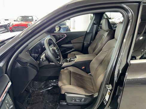 Used 2025 BMW X3 xDrive30i w/ Premium Package image 25