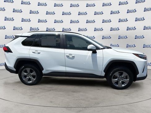 Used 2024 Toyota RAV4 XLE w/ Convenience Package AWD/4WD image 8