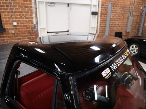 Used 1992 Dodge D/W Truck 150 image 25