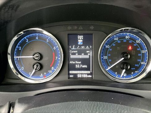 Used 2019 Toyota Corolla XLE image 27