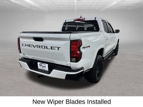 Used 2024 Chevrolet Colorado LT AWD/4WD image 14