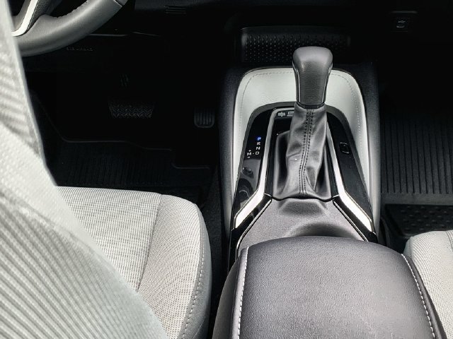 Used 2025 Toyota Corolla SE FWD image 27