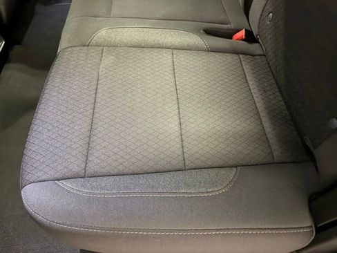 Used 2023 Chevrolet Silverado 1500 Custom image 21