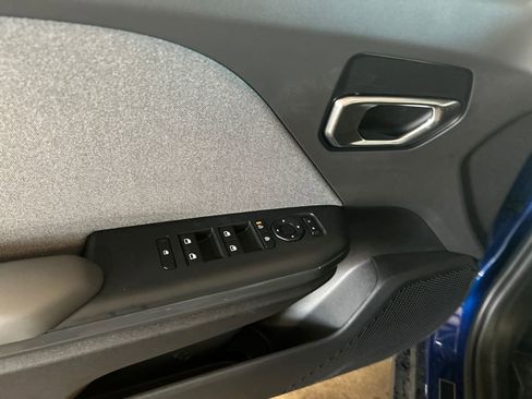 New 2025 Kia K4 EX image 29