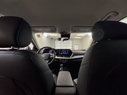 New 2026 Chevrolet Trax LT FWD image 19