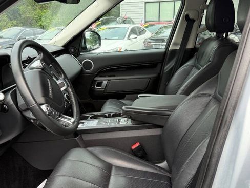 Used 2018 Land Rover Discovery SE AWD/4WD image 13