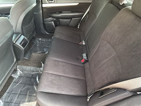 Used 2013 Subaru Outback 2.5i Premium AWD/4WD image 23