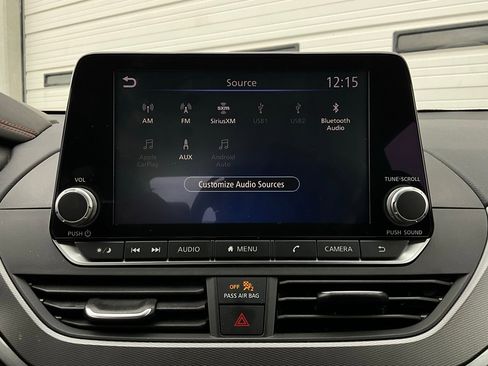 Used 2025 Nissan Altima 2.5 SR image 29