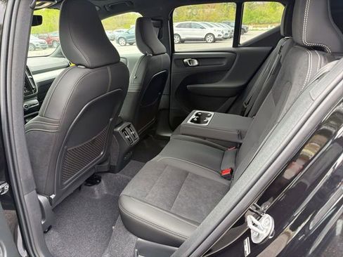 New 2026 Volvo XC40 B5 Ultra w/ Protection Package Premier AWD/4WD image 7