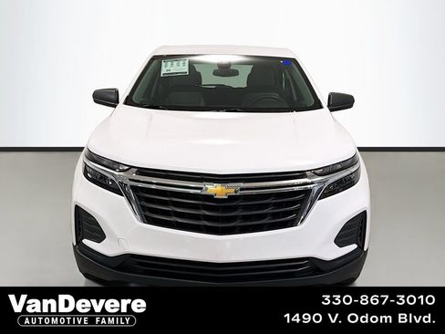 Used 2024 Chevrolet Equinox LS FWD image 1