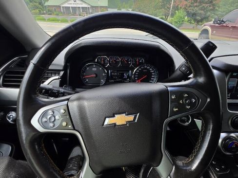 Used 2015 Chevrolet Suburban LTZ AWD/4WD image 21