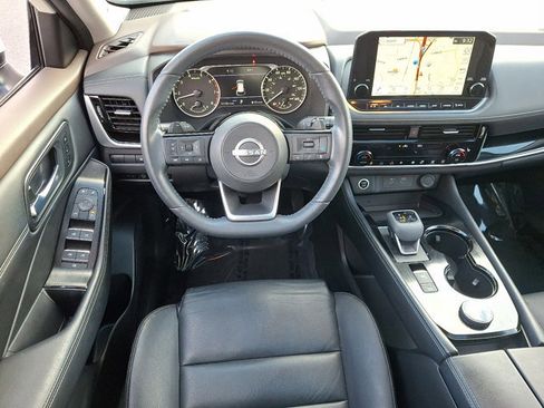 Certified 2023 Nissan Rogue SL w/ SL Premium Package image 11