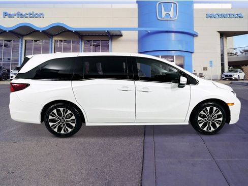New 2026 Honda Odyssey Elite image 6