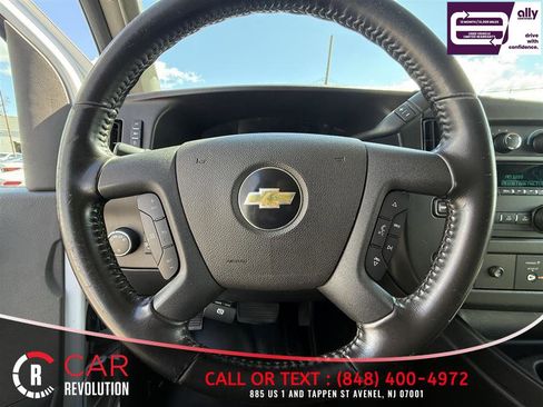 Used 2020 Chevrolet Express 3500 Extended w/ Driver Convenience Package RWD image 12