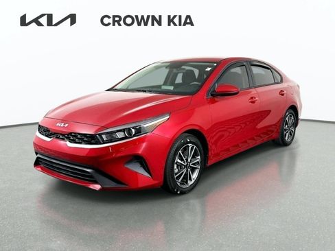 Certified 2023 Kia Forte LXS FWD image 1