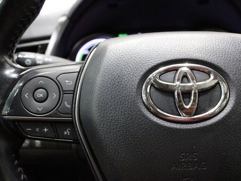 Used 2021 Toyota Camry XSE image 24