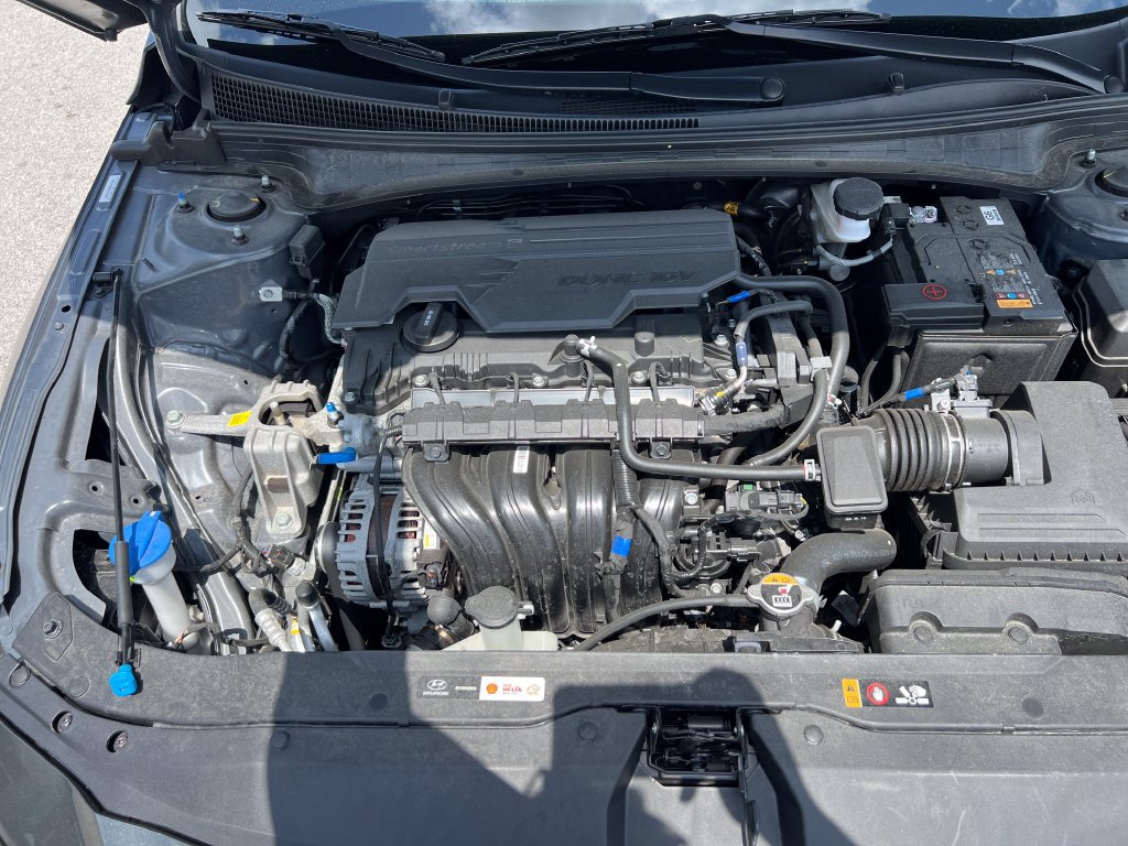 Used 2025 Hyundai Elantra Sport w/ Cargo Package FWD image 24