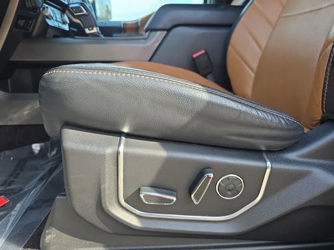 Used 2017 Ford F150 Limited w/ Trailer Tow Package image 27