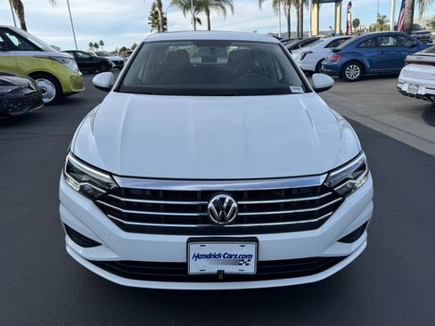 Used 2020 Volkswagen Jetta S image 3