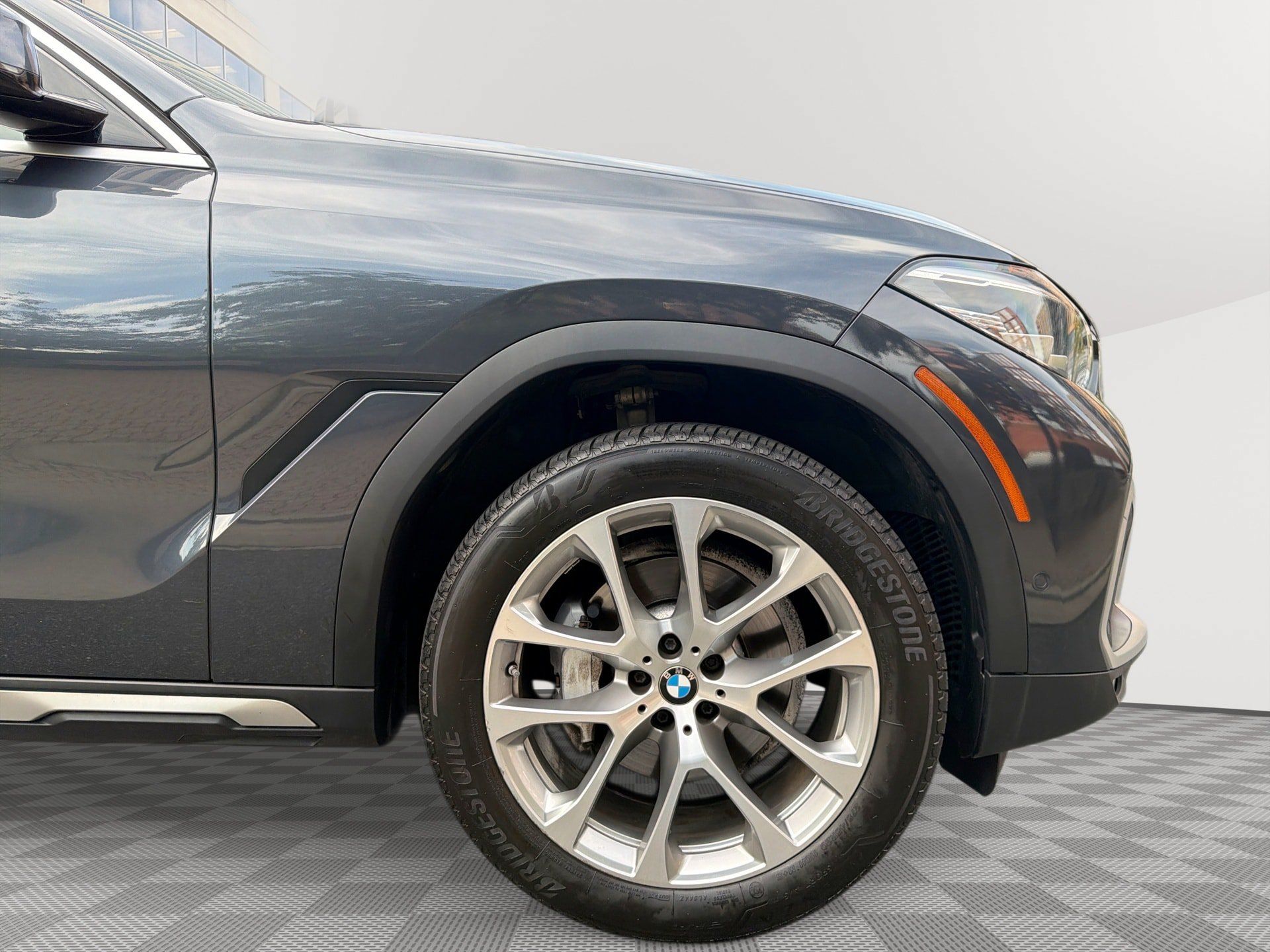 Used 2021 BMW X6 xDrive40i w/ Premium Package 2 AWD/4WD image 19