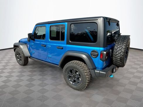 Used 2023 Jeep Wrangler Unlimited w/ Cold Weather Group AWD/4WD image 10