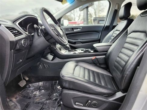 Used 2016 Ford Edge SEL w/ Equipment Group 201A image 18
