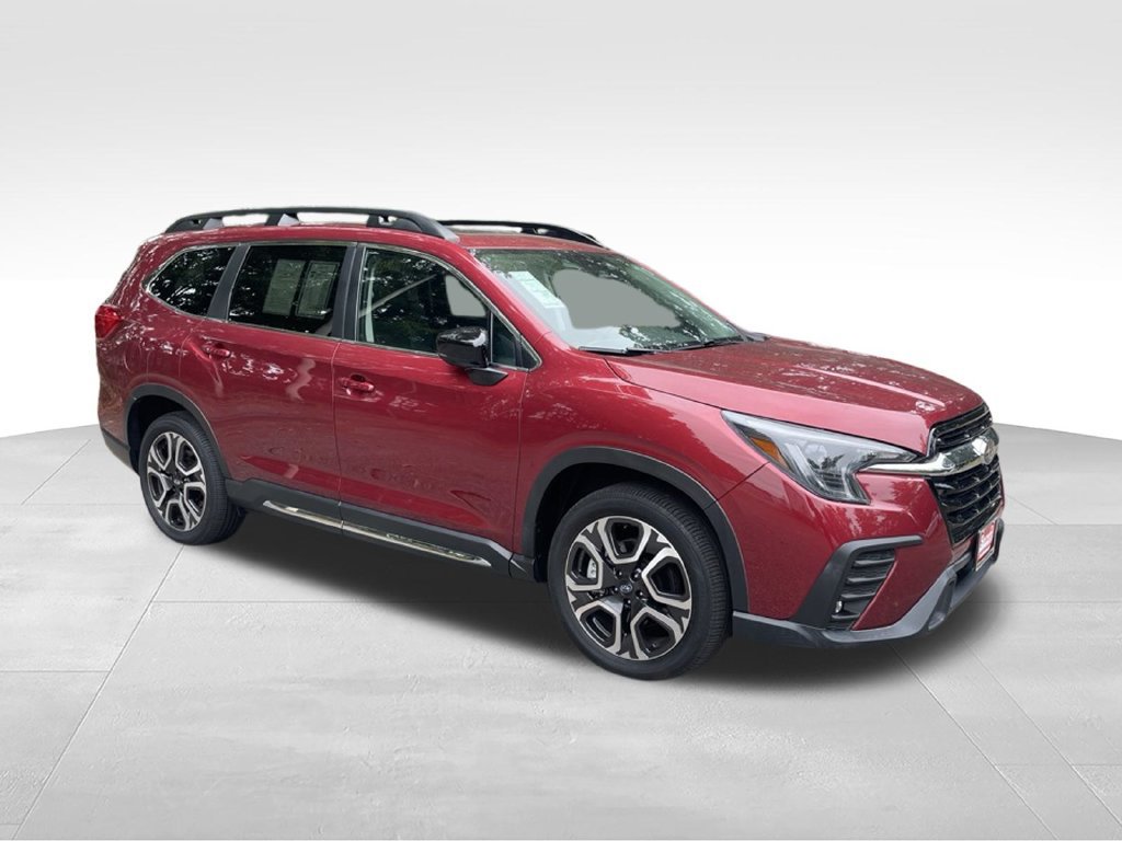Used 2024 Subaru Ascent Limited w/ Technology Package AWD/4WD image 8
