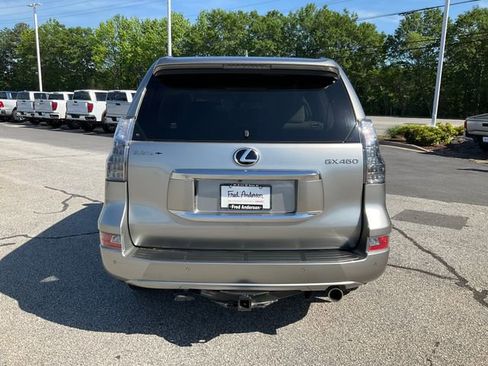 Used 2020 Lexus GX 460 Premium w/ Premium Package AWD/4WD image 25