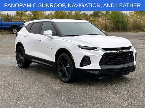 Certified 2019 Chevrolet Blazer RS w/ Sun and Wheels Package image 6
