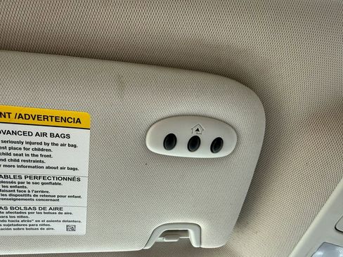 Used 2019 Ford Edge Titanium w/ Equipment Group 301A AWD/4WD image 33