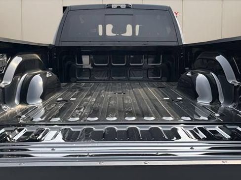 New 2026 RAM 2500 Laramie w/ Night Edition AWD/4WD image 15