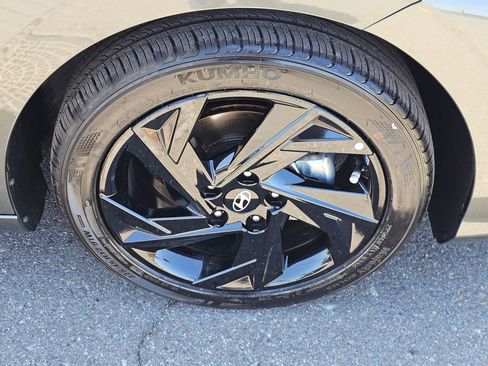 Certified 2026 Hyundai Elantra Sport FWD image 7