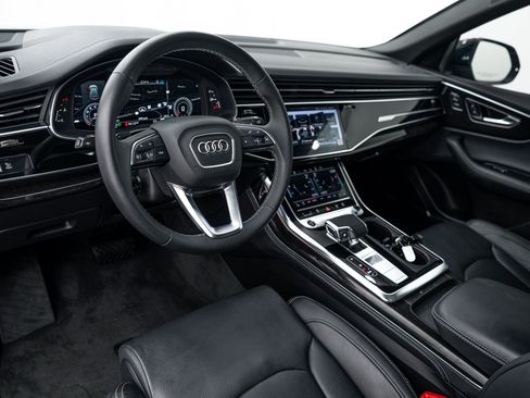Certified 2024 Audi Q8 Prestige w/ Prestige Package AWD/4WD image 8
