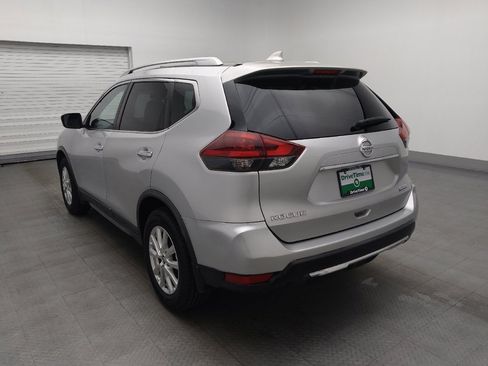 Used 2020 Nissan Rogue S w/ Special Edition Package FWD image 5