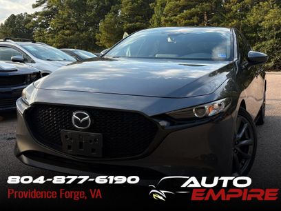 Used 2019 MAZDA MAZDA3 Hatchback w/ Preferred Package