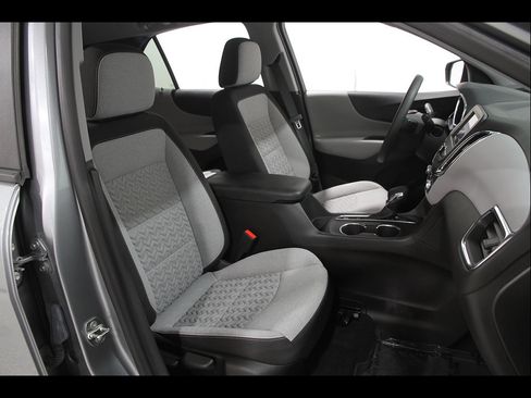 Certified 2024 Chevrolet Equinox LS w/ LS Convenience Package FWD image 16