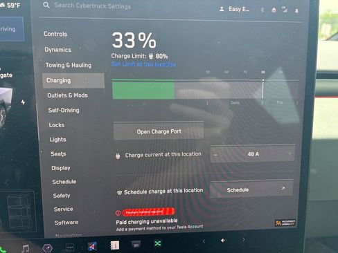 Used 2024 Tesla Cybertruck AWD Crew Cab image 33