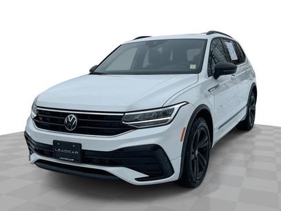 Used 2024 Volkswagen Tiguan SE R-Line