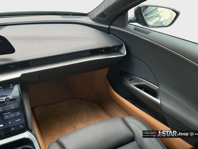 Used 2025 Lucid Air Touring AWD/4WD image 17