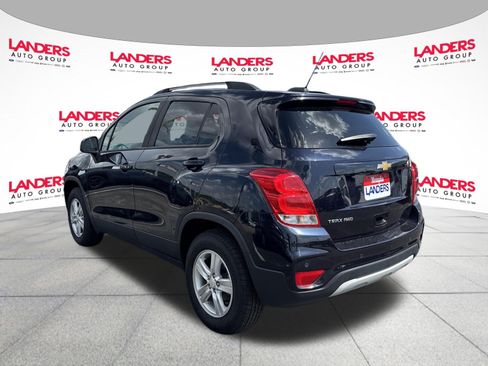 Used 2022 Chevrolet Trax LT w/ Driver Confidence Package AWD/4WD image 5