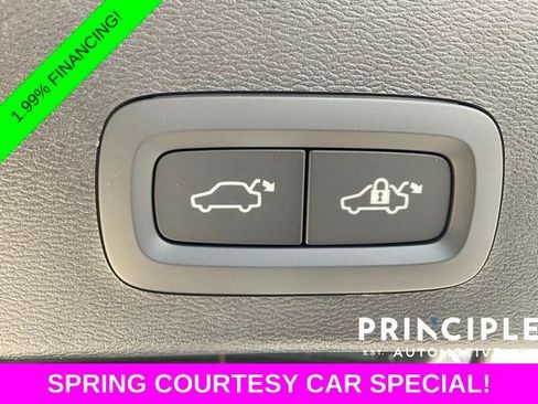 New 2026 Volvo XC40 B5 Plus w/ Protection Package Premier AWD/4WD image 32